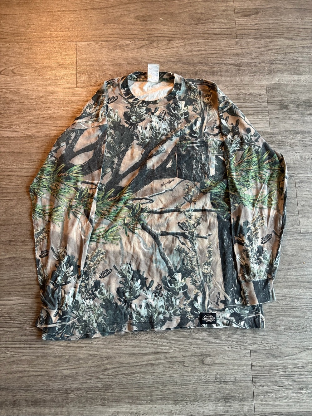 Men's dickies Camo Long-Sleeve Pocket Shirt - Tan & Green